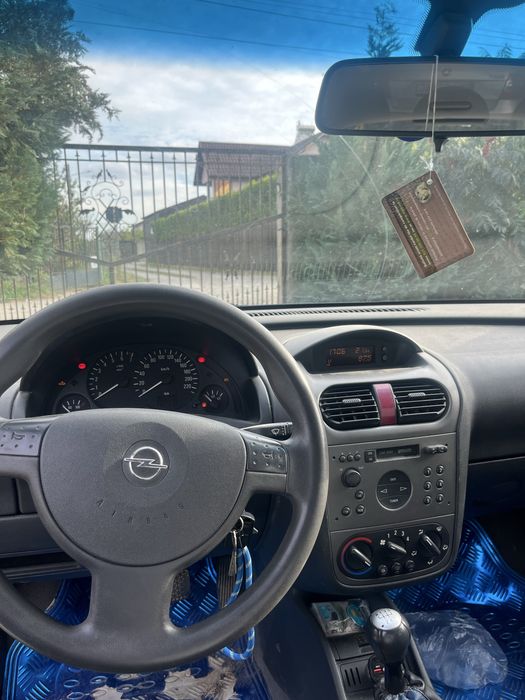 Opel Corsa C 2004