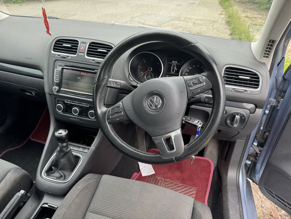 Фолксваген Голф 6 1.6 TDI  / VW Golf 6 1.6 тди  НА ЧАСТИ