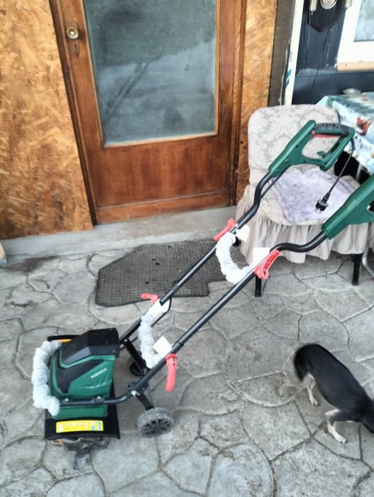 Vînd motosapă electrică Parside.