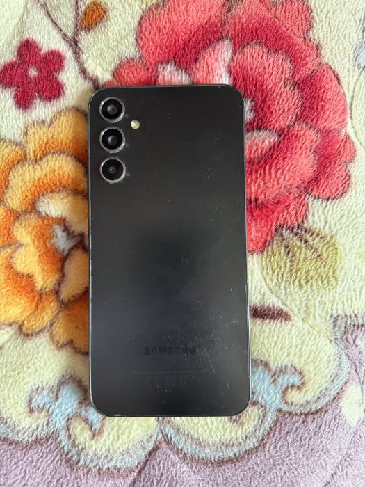 Самсунг A34 5G.
