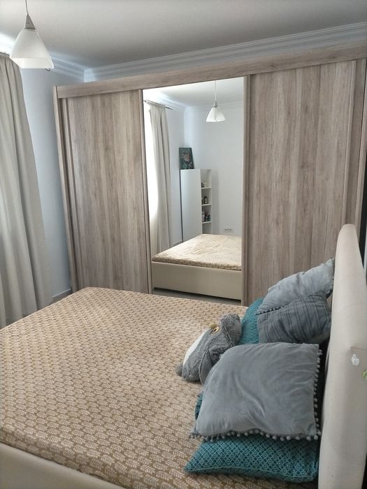 Proprietar inchiriez apartament