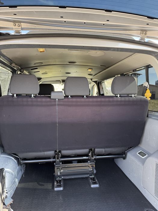 Volskwagen transporter T5 2.0 tdi