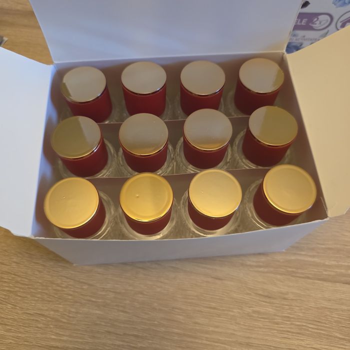 Set 24 sticluțe,  30 ml cu capac rosu