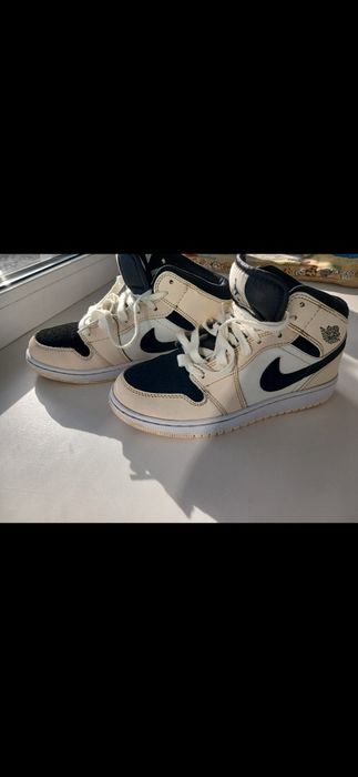 Продам 36 размер. ВЕСНА/ОСЕНЬ. Б/у