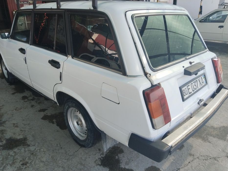 Avtomobil Vaz 2104
