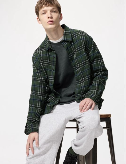 Новая рубашка Uniqlo