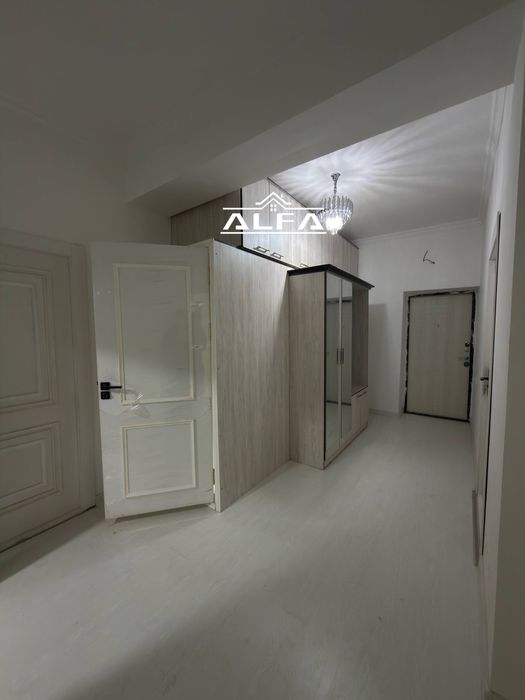 5 xonali 90 m2 + podval 90m2