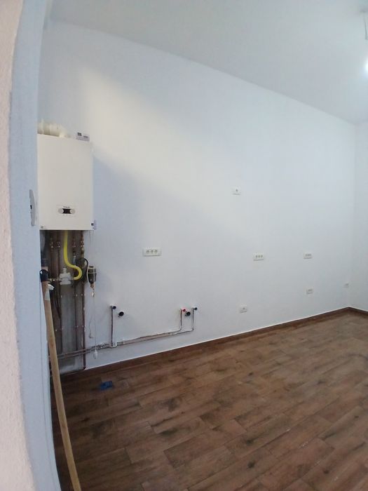 Vand urgent apartament ultracentral la vila parter