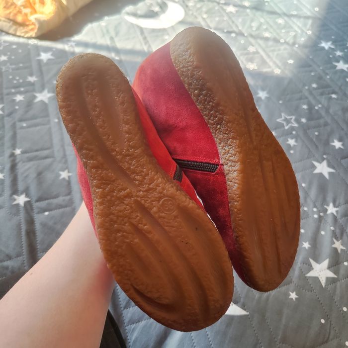 Продам сапожки демисезонные