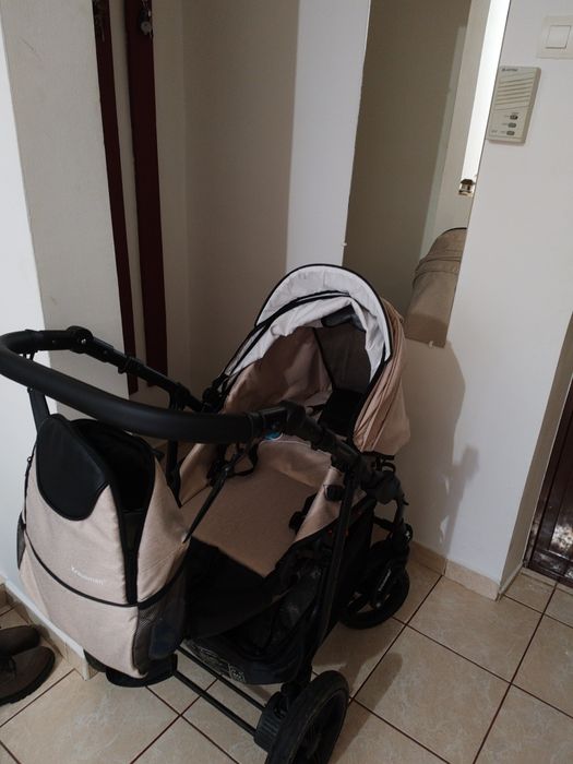 Vand cărucior 3 în 1