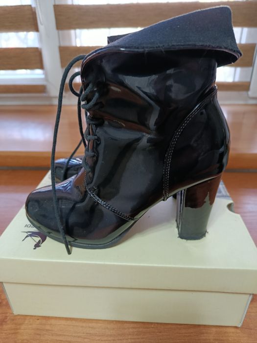 Ботиночки демисезонные