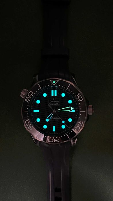 Omega с керамична каса 43.5mm