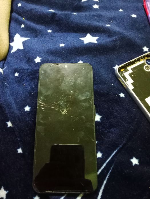 Samsung Galaxy a 14 pentru piese(poate fi și reparat) reparat?