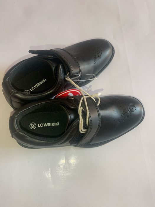 Туфли для мальчика 28 размер новые