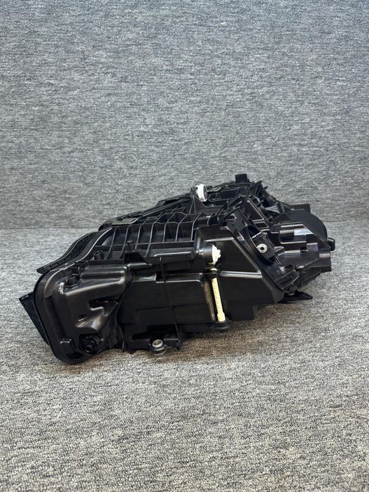 Far stanga Bmw seria 3 G20 Lci Facelift shadowline Adaptiv Nou