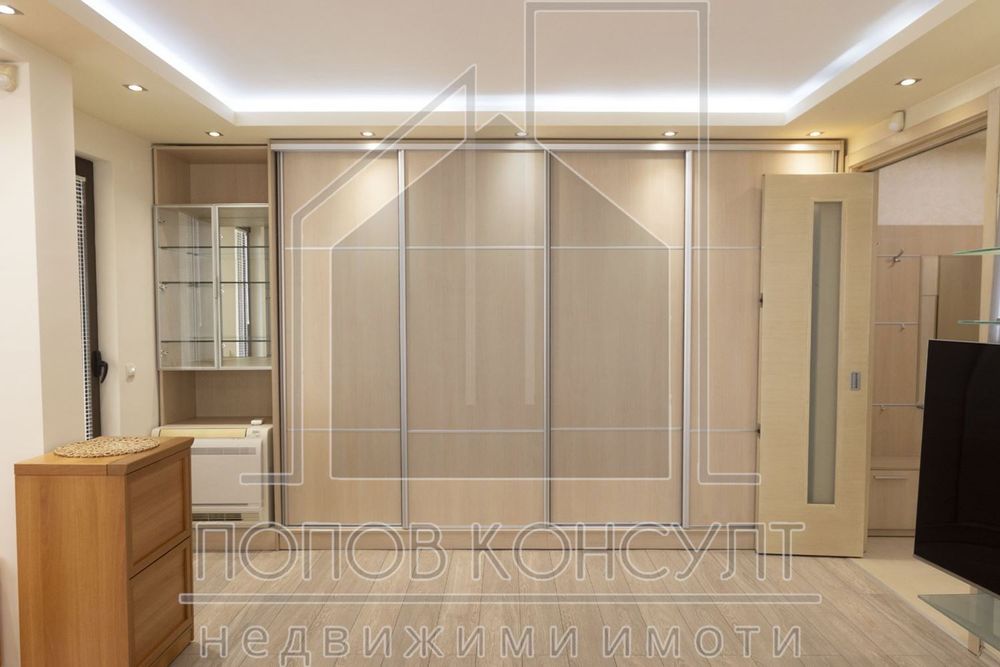 Дава се под наем Тристаен апартамент в Пловдив, Мараша - 118 кв.м за 782.85 € - Снимка #3