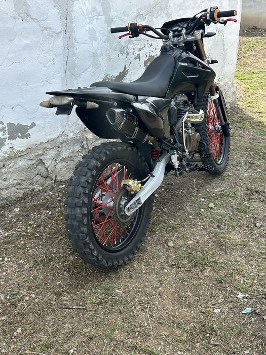 Продам мотоцикл, Эндуро 250 куб
