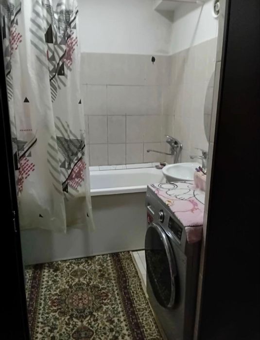 Sergeli 9 hudud 2/5/7,71 kv srochno sotiladi