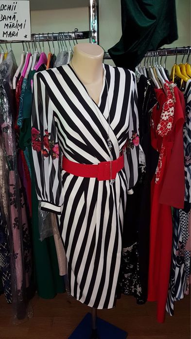 Rochie dama marimea 36 noua