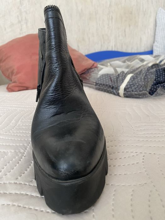 Боти -естествена кожа