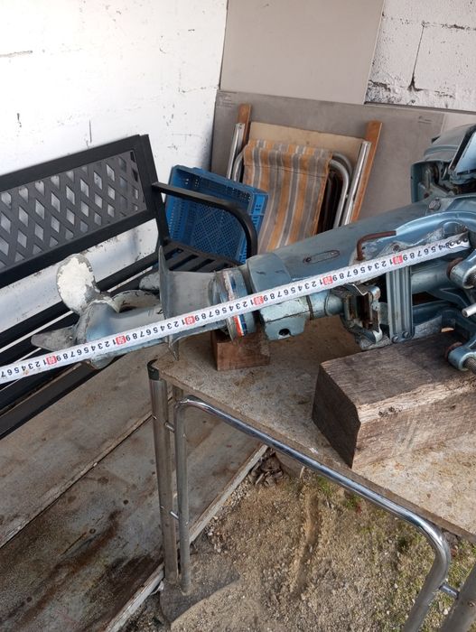 Продавам извън бордов двигател за лодка