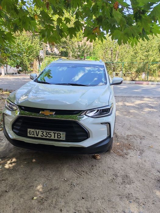Продам свой Tracker Premier Plus2