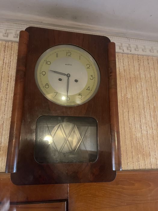 Стенен часовник-ретро