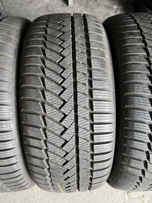 4 anvelope de iarna 235/45/17 Continental 7-8 mm!