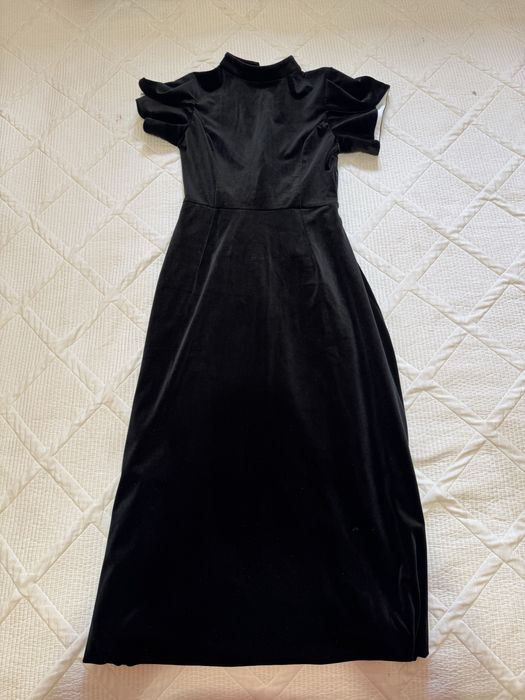 Продается черное платье
