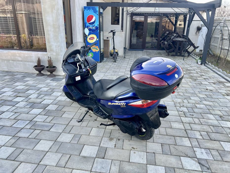 Suzuki burgman 125
