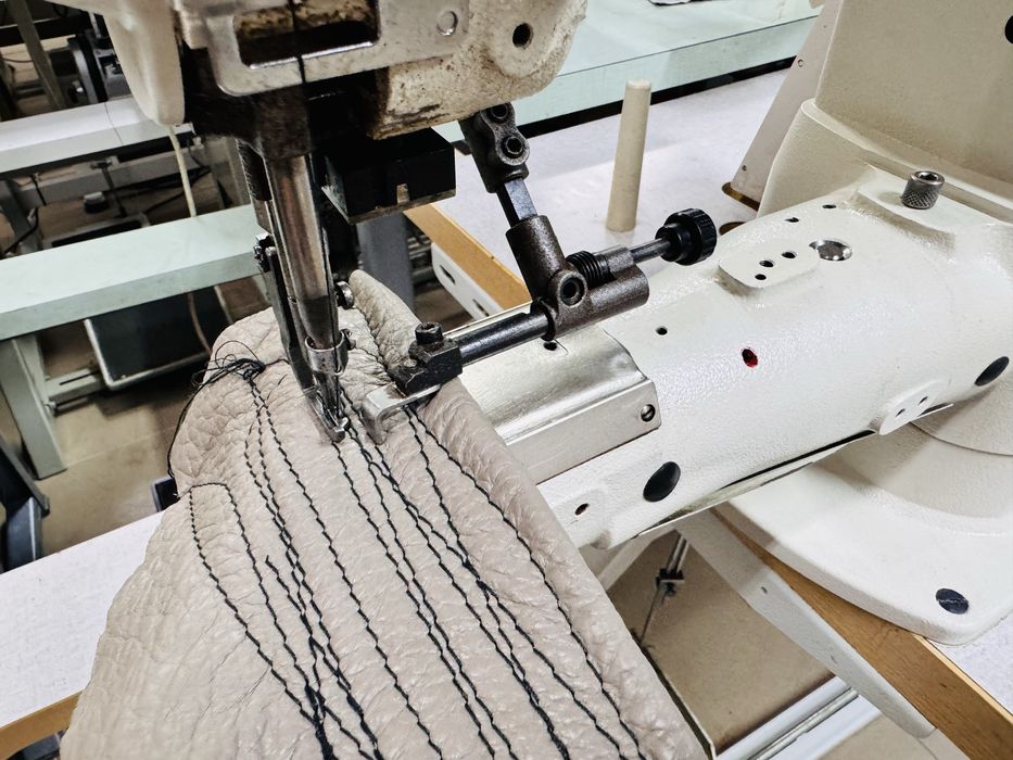 Masina de cusut triplu tr Juki LS 1342 cu brat gros grafiar mare