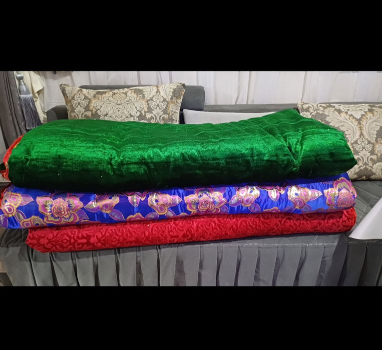 Новый көрпе 6шт (3шт парымен)