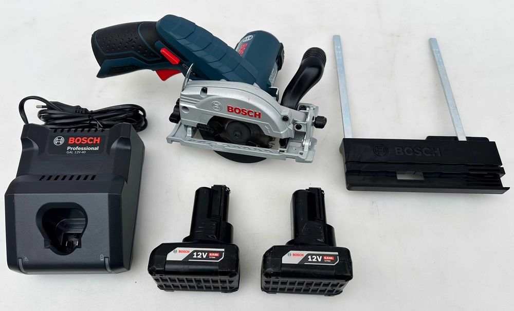 BOSCH GKS 12V-26 - Акумулаторен циркуляр 2x12V 6.0Ah като нов!