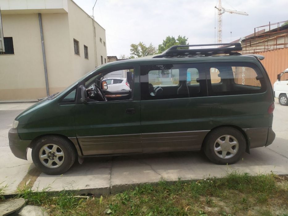 Hyundai starix 1999