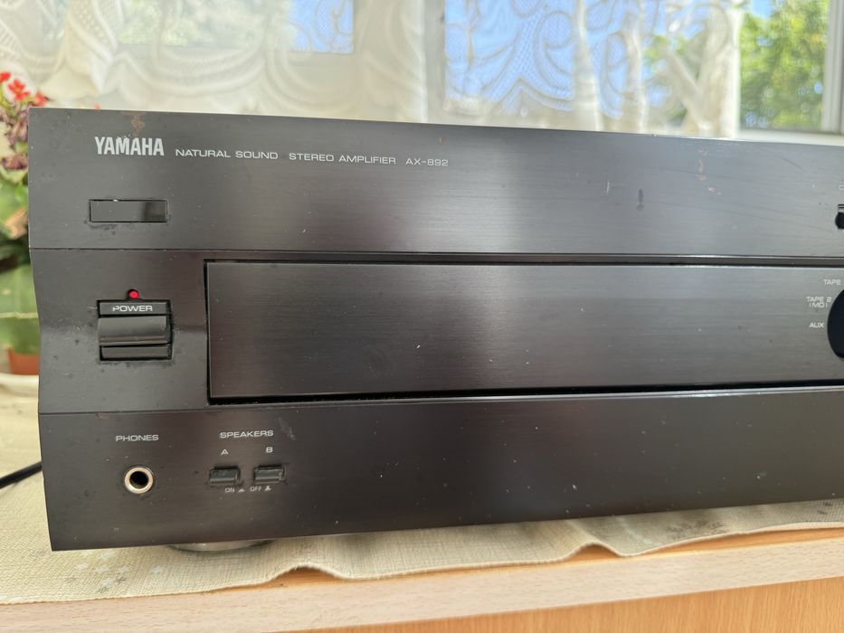 Yamaha AX-892 Стерео усилвател