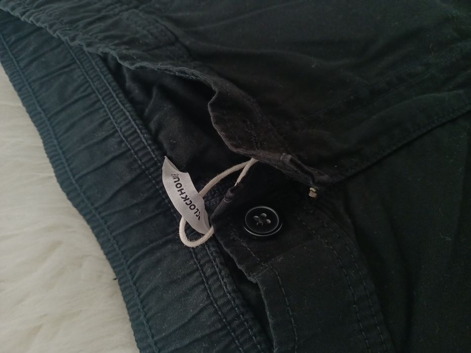 Pantaloni cargo C&A mărimea 38