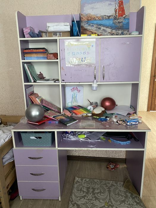 Детский стол для учебы парта