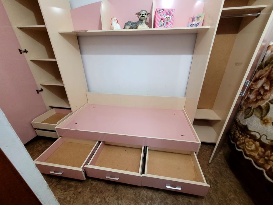 Детский   уголок