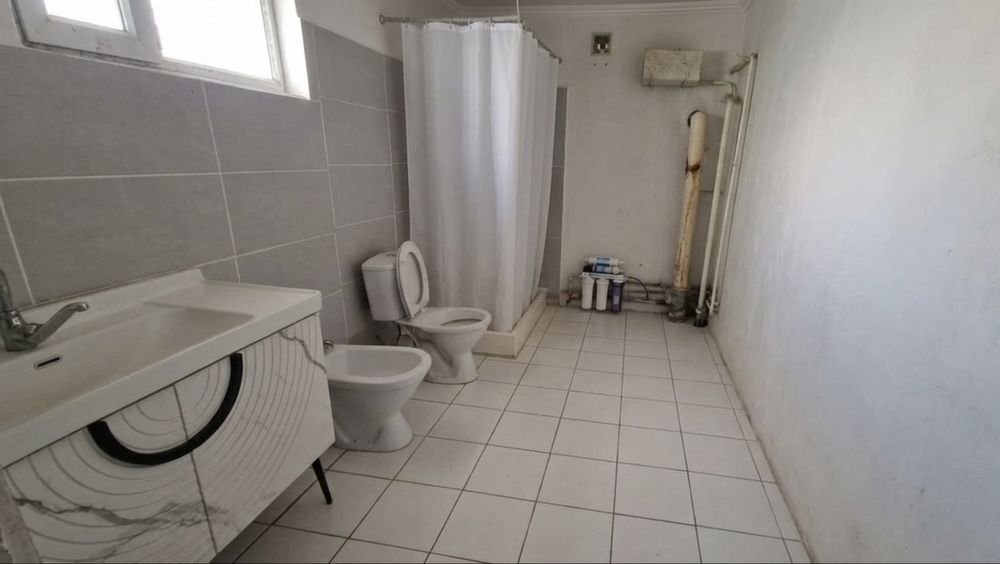 3 комн. дом с санузлом.