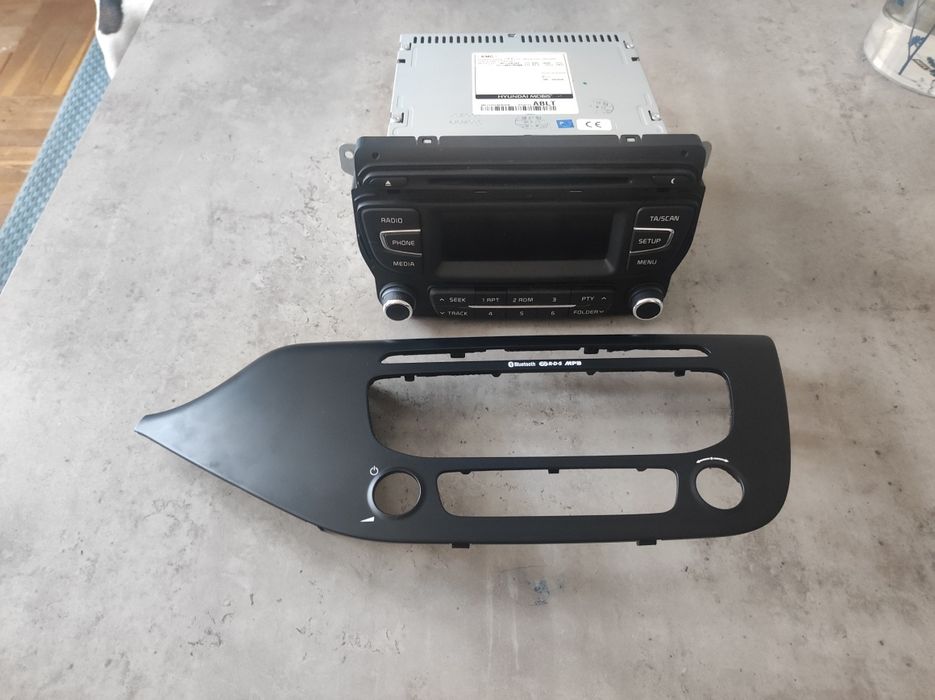 Оригинално радио Kia Ceed JD Bluetooth MP3 USB – AC110A2EE