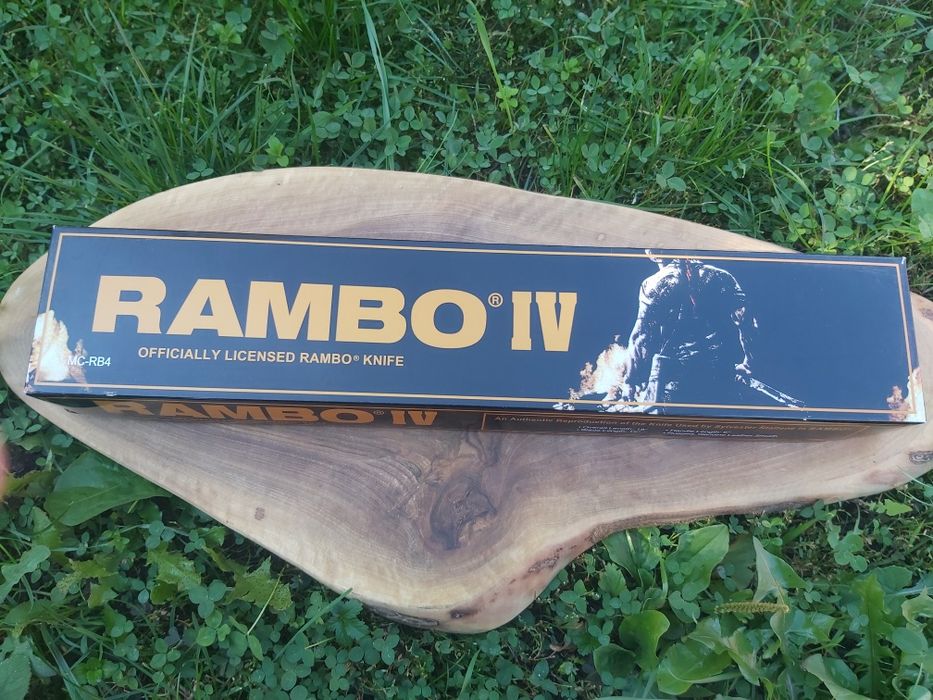 Мачете RAMBO 4 с кожена кания