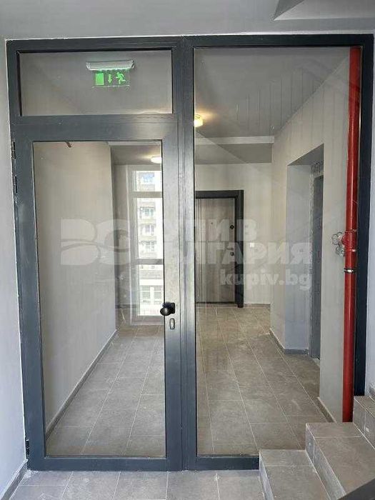 Продава се Едностаен апартамент в Варна, Център - 34 кв.м за 2015 €/кв.м - Снимка #13