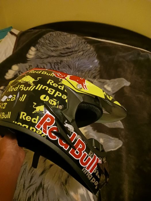 Full Face каска Red Bull