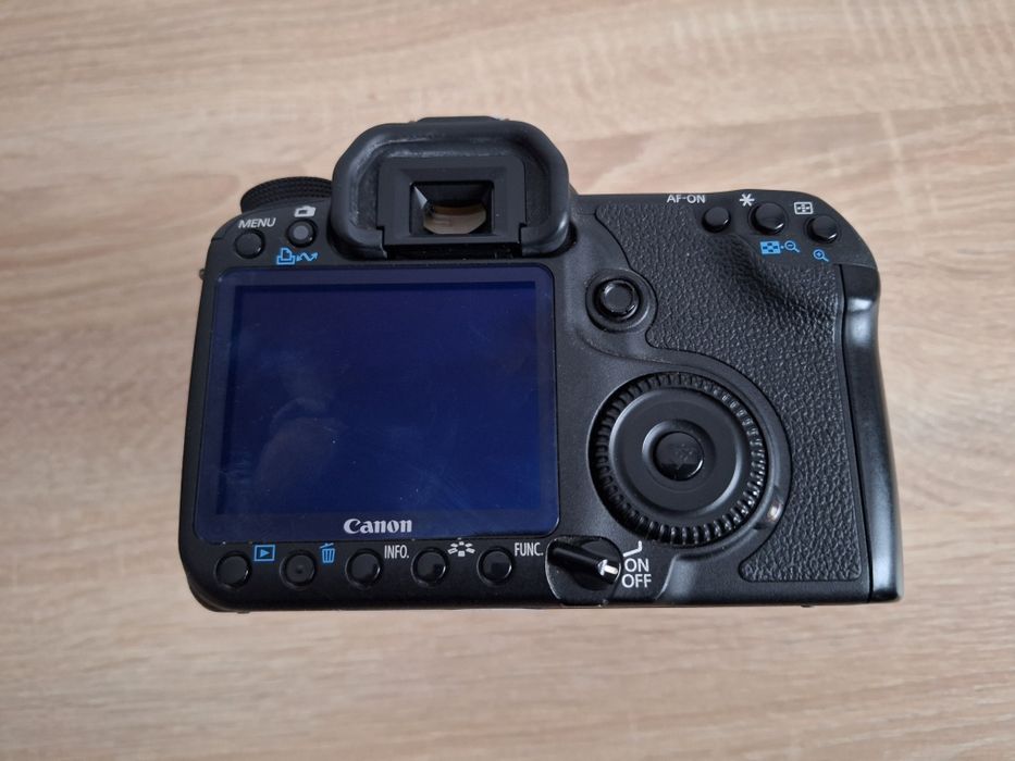 Canon 50D + obiectiv Canon  28-80mm