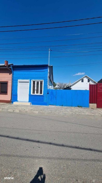Casa pe strada Mare (A.I.Cuza) - posibilitate spatiu comercial