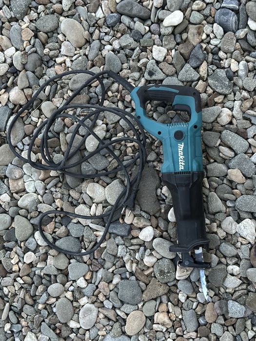 Fierastrau Sabie/ Sawzall Makita 1200W