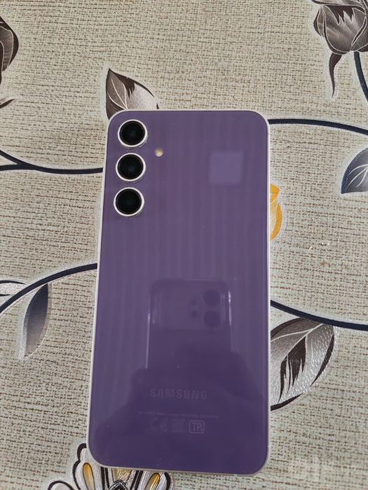 Samsung s23 Fe sotiladi