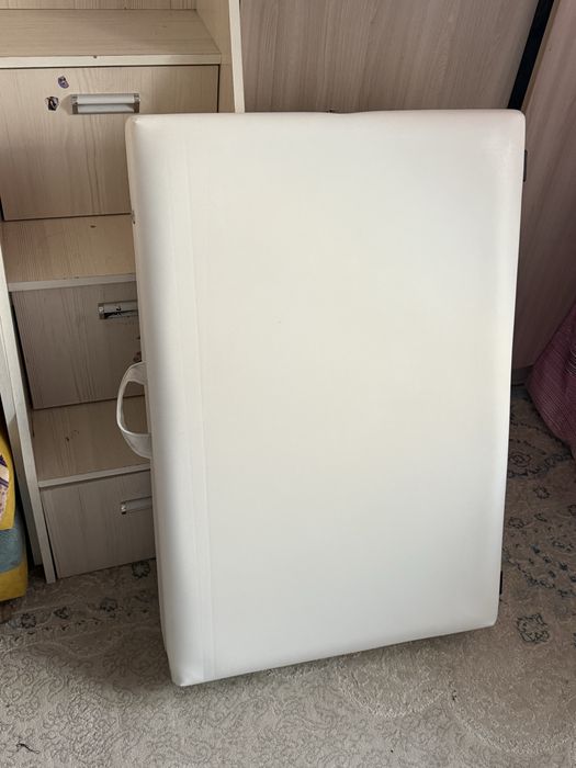 Продам кушетка для массажа