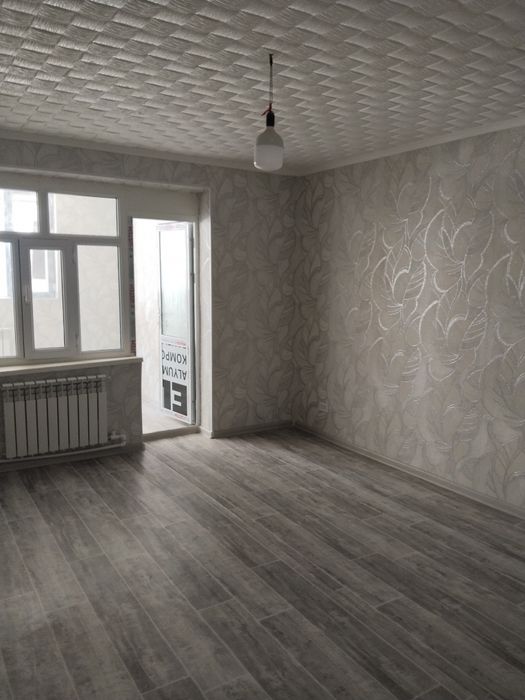 Продам 2-х комнатную. ЕВРОРЕМОНТ. Первый этаж. ( Янгиюль  кирпич дом)