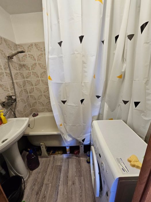 Продам 2 ком в 9 микрорайоне